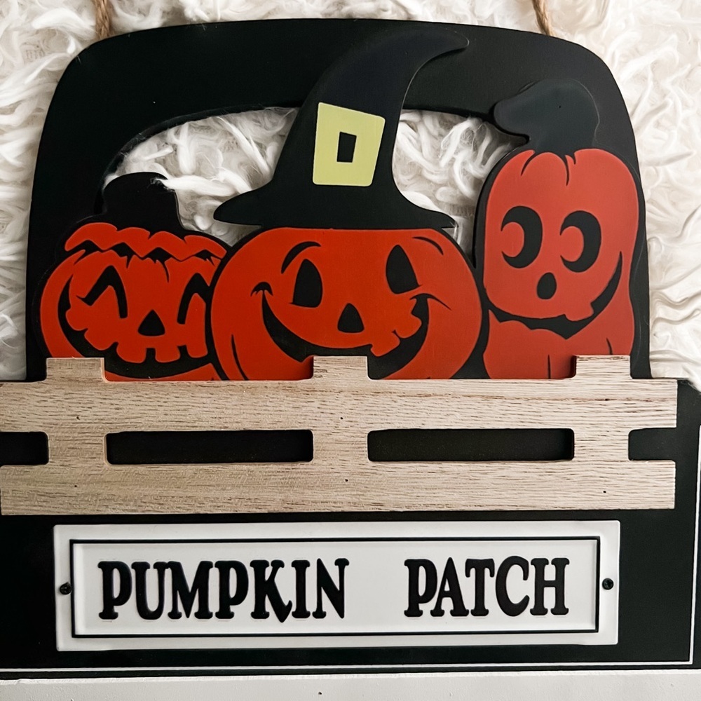Way To Celebrate | Halloween Wall Decor, Pumpkin Patch - Picture 4 of 9